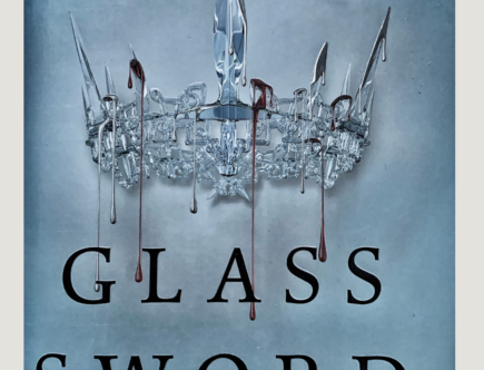 Glass Sword by Victoria Aveyard